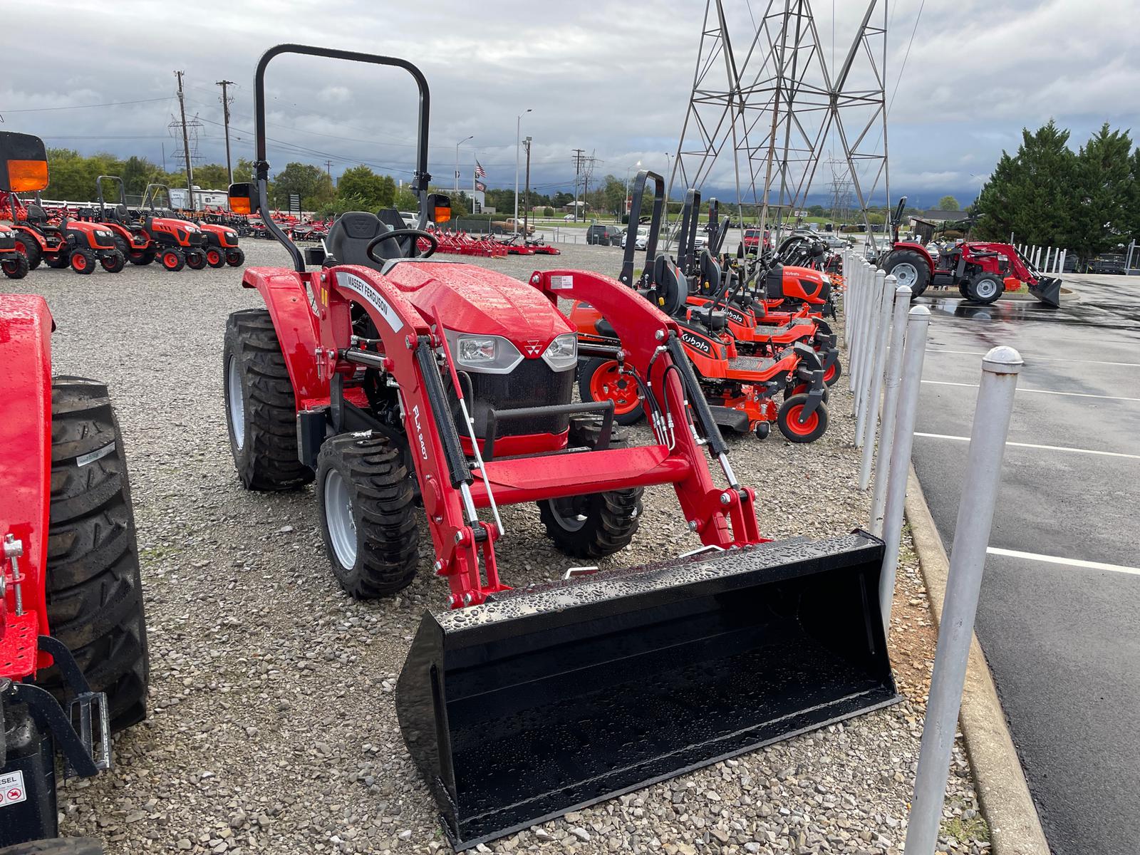 Pallet forks, Agricultural Mowers, Engines and Tractors Tyler Brothers